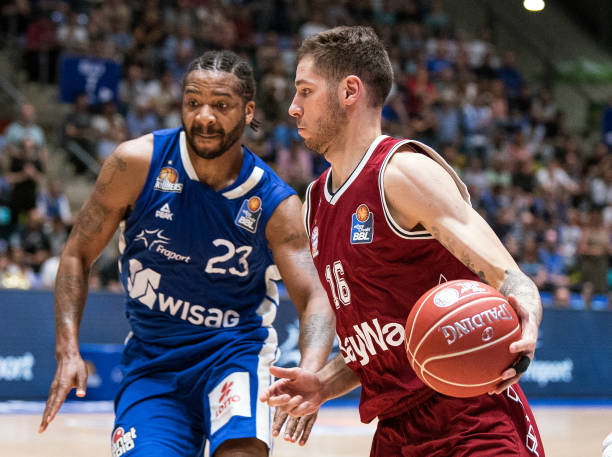 的自由转会 的自由转会